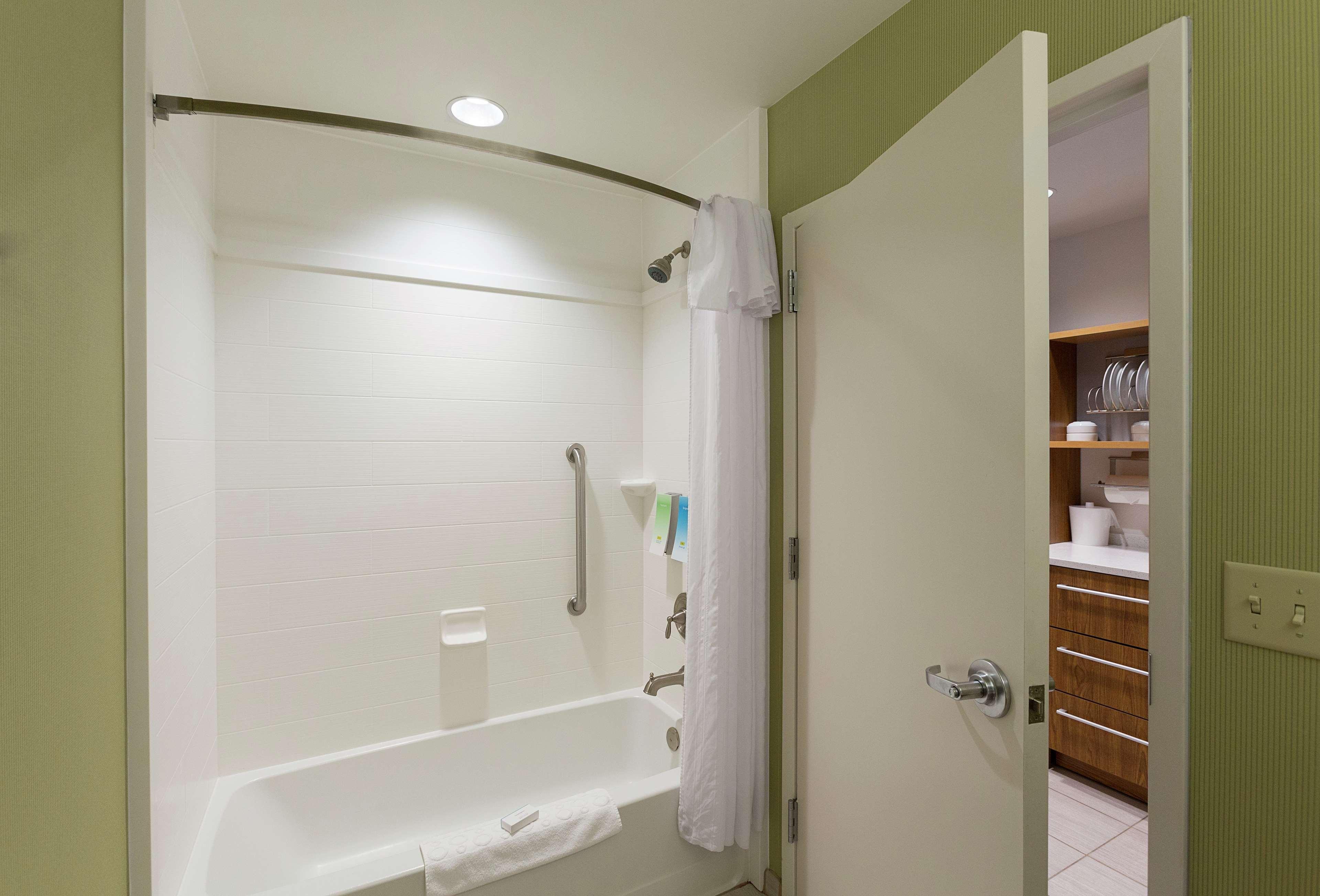 Home2 Suites By Hilton Greenville Airport מראה חיצוני תמונה
